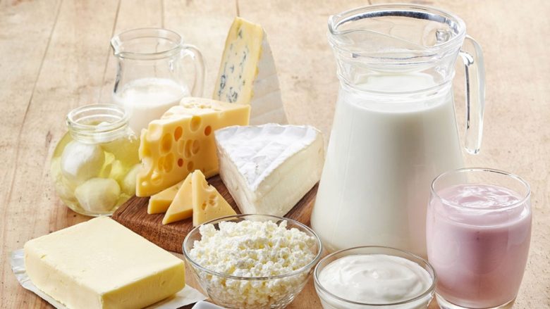 Ngrënia e këtij ushqimi mund të ndihmojë në zvogëlimin e rrezikut të thyerjeve të kockave me kalimin e moshës
