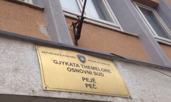 Sot në Pejë pritet të mbahet seanca dëgjimore ndaj 5 të arrestuarve për “trafikim me njerëz”
