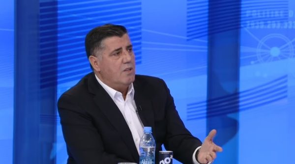 Lufti Haziri: Alban Hyseni nuk e ka votuar ligjin për qytetin e vet derisa e ka lejuar partia
