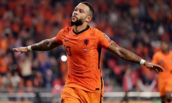 Holanda e deklason Gjibraltarin, shkëlqen Depay