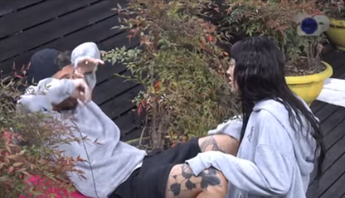 “Po më duket sikur po humbas veten time” Donaldi shpërthen në lot pas debatit me Ilirin