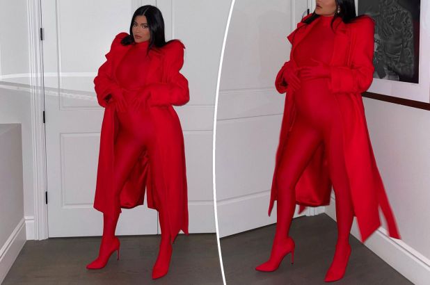 Kylie Jenner mahnit me setin e ri fotografik teksa pozon me barkun e rrumbullakosur