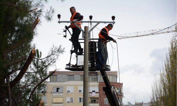 Orari i ndërprerjeve për vendet që s’do të kenë sot rrymë