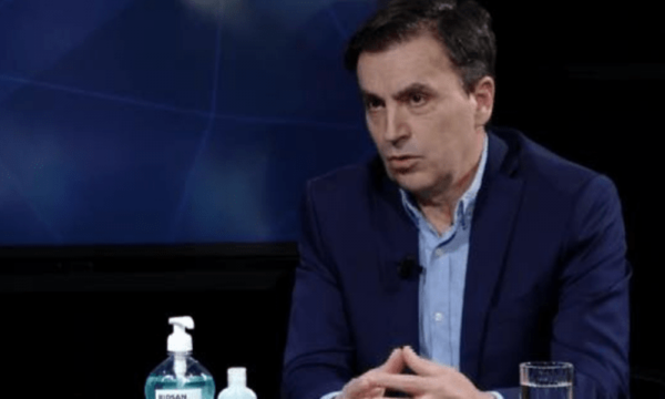 Infektologu Tolaj: Ja pse fëmijët duhet të vaksinohen kundër Covid-19