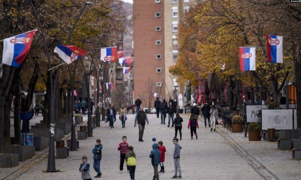 KOSTT: Kosova vazhdon ta furnizojë veriun me rrymë