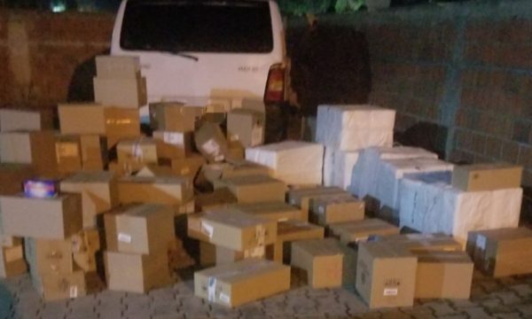 Konfiskohet sasi e madhe barnash të kontrabanduara në Zhegër, i dyshuari në arrati