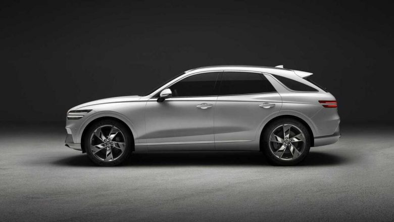Genesis prezantoi GV70, i cili mundësohet vetëm nga motorë elektrikë