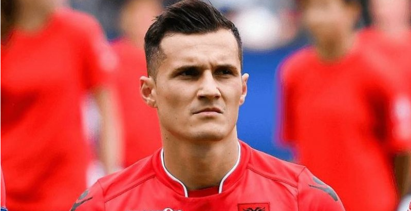 Taulant Xhaka pensionohet nga Kombëtarja e Shqipërisë