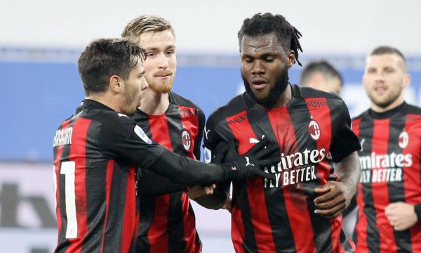 Conte e do Kessien në Tottenham