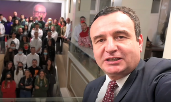 Kurti e përdor funksionin e tij dhe ministrat për t’i ndihmuar Vitisë në balotazh