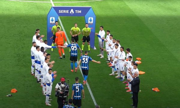 Nderoi Interin kampion, Ranieri nominohet nga FIFA për çmimin fair play