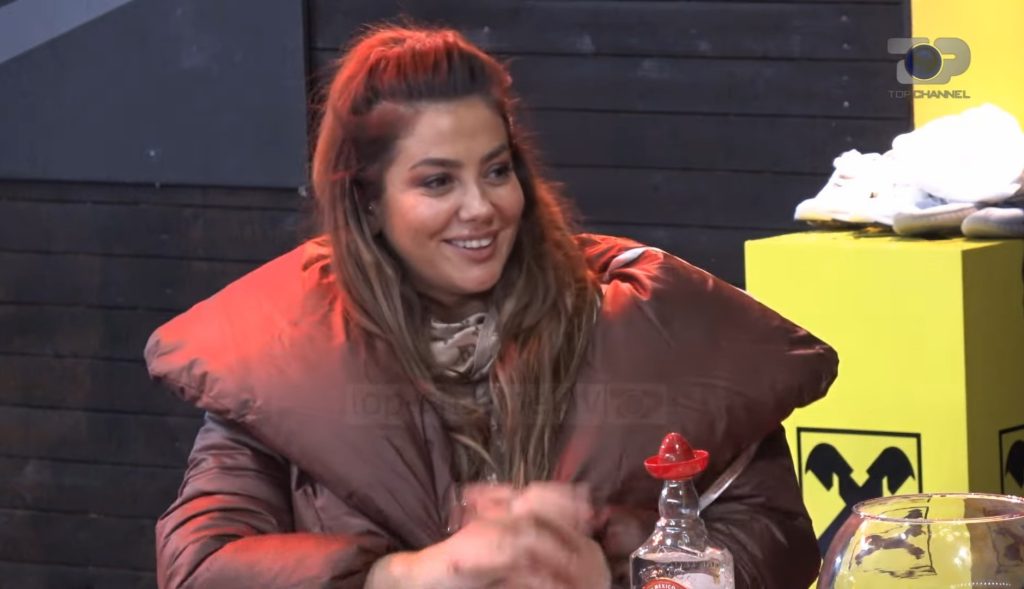 Arjola Demiri tregon se kë nga banorët e shtëpisë do ta puthte në buzë