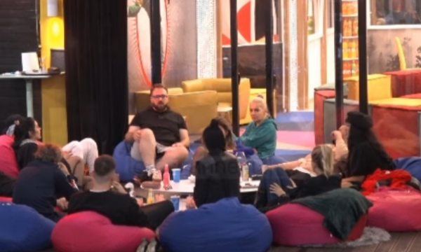 “Çfarë fame ka ajo”, Antonela ironizon me Beniadën
