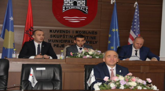 Peja zgjedhë kryesuesin e Kuvendit Komunal për 4 vitet e ardhshme