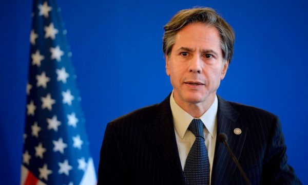 Sekretari amerikan i shtetit shpreh ngushëllime për tragjeditë në Bullgari