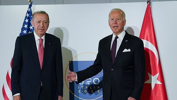 Biden takon Erdoganin në Romë