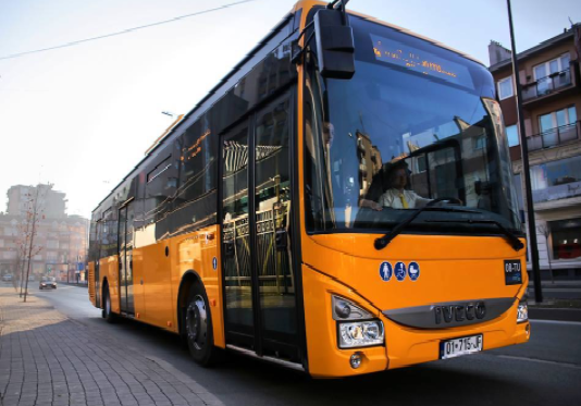 Masat e reja/ Të pavaksinuarit nuk do të mund të hipin as në autobus