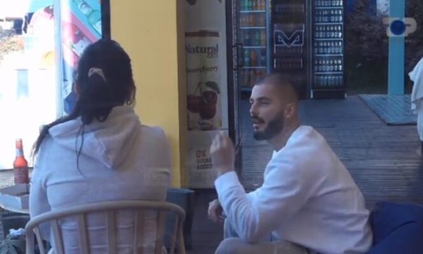 Graniti nuk e harron ish të dashurën, rrëfen historinë e tij të dashurisë
