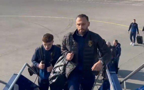 Kosova niset për në Athinë