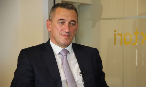 Nenad Rashiq votohet si nënkryetar i Kuvendit të Kosovës