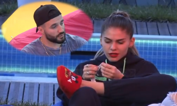 Dj PM mëson Sarën si të puthë