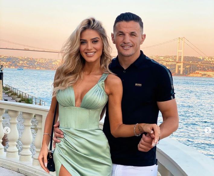 Pas fejesës, modelja e njohur publikon foto me Robin Krasniqin