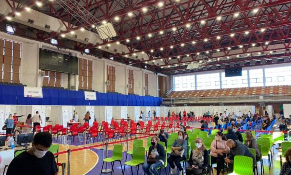 Mbi 2 mijë vaksina antiCovid janë dhënë në 24 orët e fundit në Kosovë
