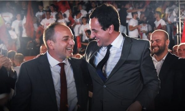 Pas humbjes së Prizrenit, Haskuka kalon në tema nacionale