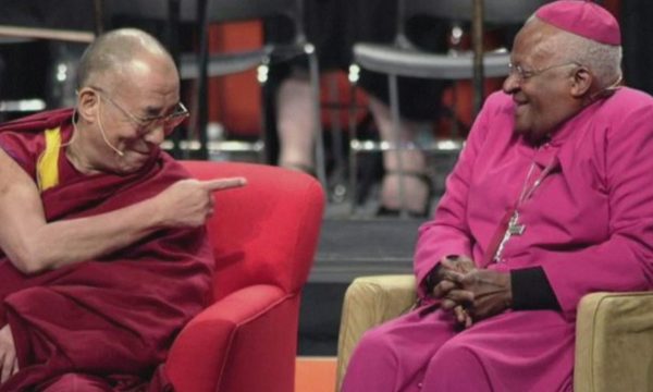 Vdekja e nobelistit Tutu, Afrika e Jugut dhe bota nderojnë heroin, 1 javë homazhe