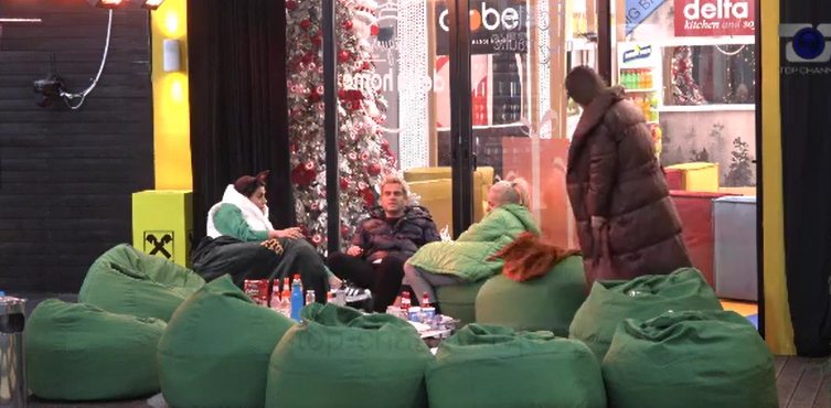 “Njerëzit këtu kanë ardhur vetëm për para” Iliri diskuton me Big Mamën