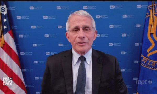 Fauci: Festat me mbi 40 persona janë të rrezikshme, edhe për ata që janë vaksinuar