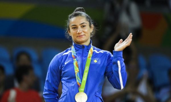 Majlinda Kelmendi pensionohet sot me ceremoni shtetërore