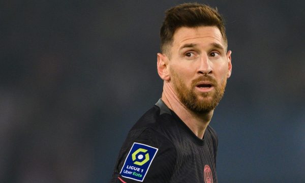Lionel Messi tregon qëllimin me Paris Saint Germain