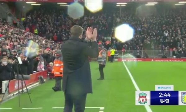 Kështu u prit nga tifozët e Liverpoolit rikthimi i Gerrard në “Anfield”