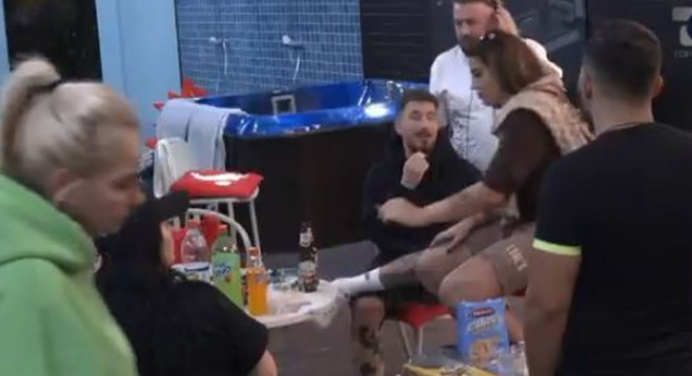 Krijohet edhe çifti i tretë brenda “Big Brother Vip”?
