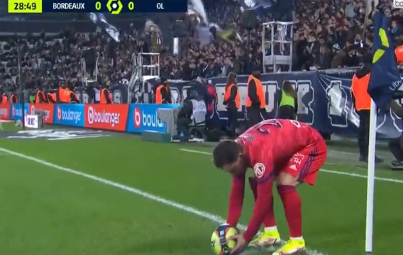 Rikthehet Shaqiri, shikoni asistin e tij