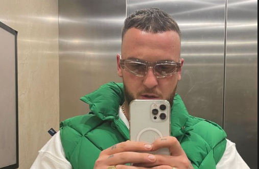 Mozzik me veshjen e tij të fundit lë mbrapa shumë stilistë sa i përket kombinimit