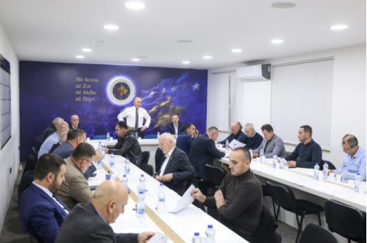 Zgjedhjet e brendshme në parti, mblidhet Kryesia e AAK-së