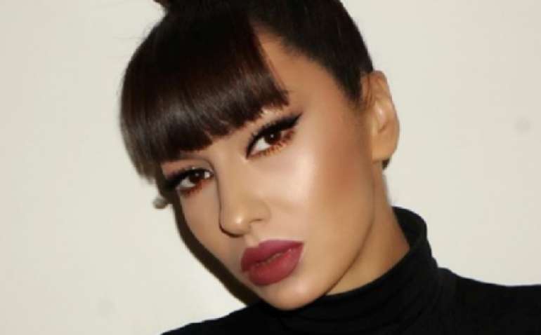 Adelina Ismaili sot feston ditëlindjen e 42-të