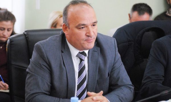 Shpejtim Bulliqin e shpëton PDK-ja, zyrtari i saj zgjidhet kryesues i Kuvendit në Podujevë