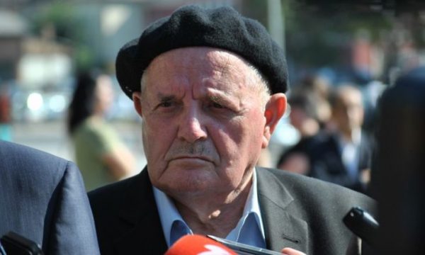 Bajram Çerkini merr ofendime të rënda pasi e kritikoi Kurtin për çështjen e të pagjeturve