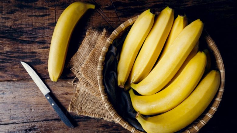 Çaji nga lëvoret e bananes mund të ndihmojë në rritjen e shëndetit të zemrës, qetësimin e fryrjes dhe lehtësimin e stresit