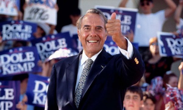 Vdes miku i madh i Kosovës, senatori Bob Dole