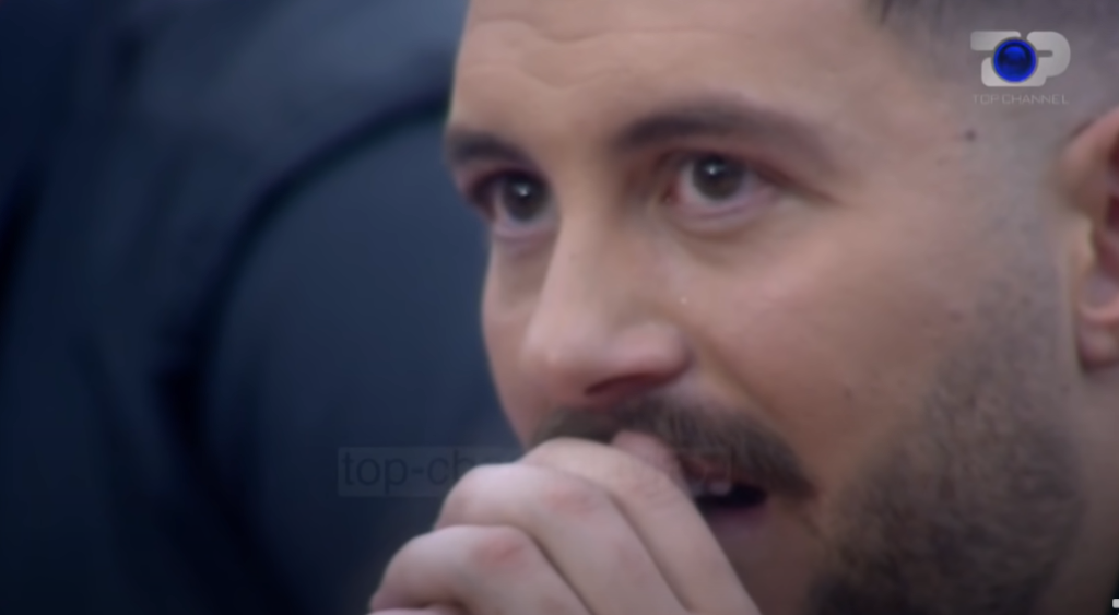 Si mban dot lotët, pse qau mbrëmë Donaldi?