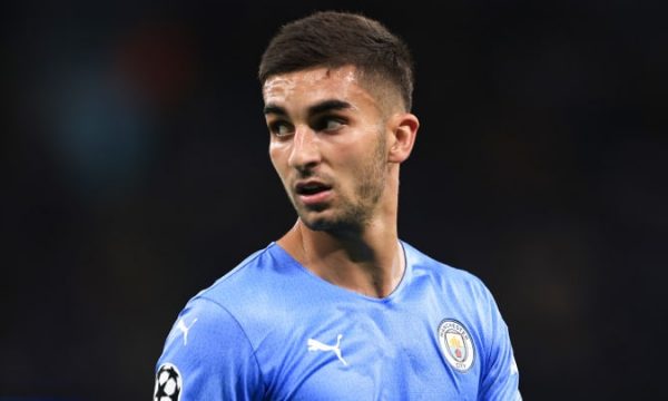 Torres edhe më afër Barçës