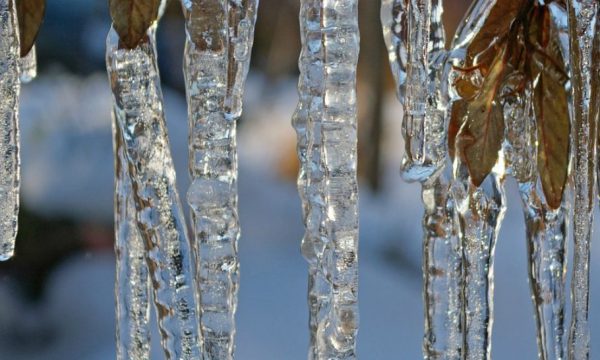 Temperatura deri në minus 5 gradë, parashikimi i motit për këtë të martë