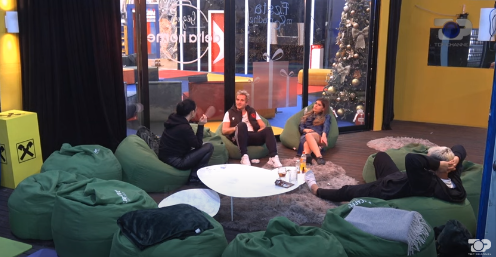 “Mendoj se ti je shumë xheloze kur dashuron”/Iliri-Einxhelit