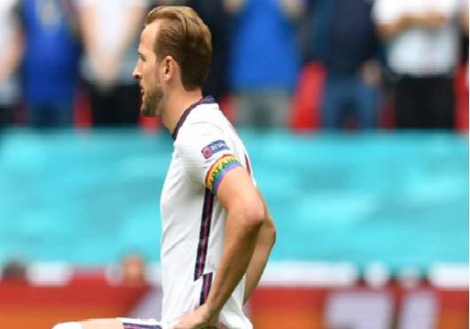 Conte: Tottenham e ardhmja e Kane, është i lumtur këtu me ne