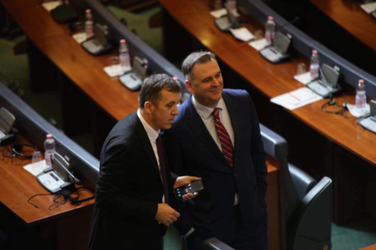 Mefi ngre alarmin: Duhet spastrim i menjëhershëm në KEK!