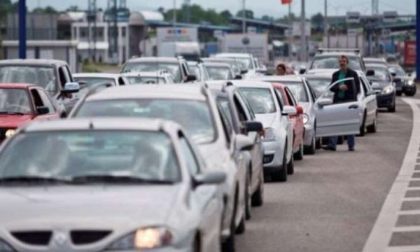 Përditësohen të dhënat në kufi – deri në 3 orë pritje në Merdar